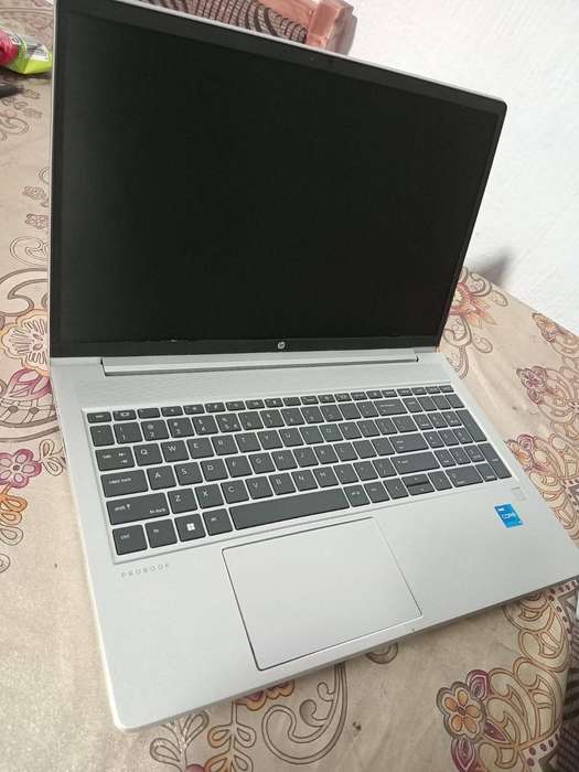 Hp 15 i5 13th gen 256ssd 8gb ram