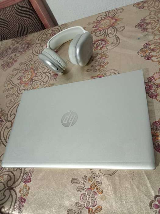 Hp 15 i5 13th gen 256ssd 8gb ram