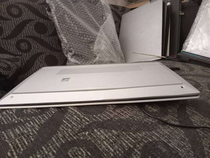 Hp 15 i5 13th gen 256ssd 8gb ram