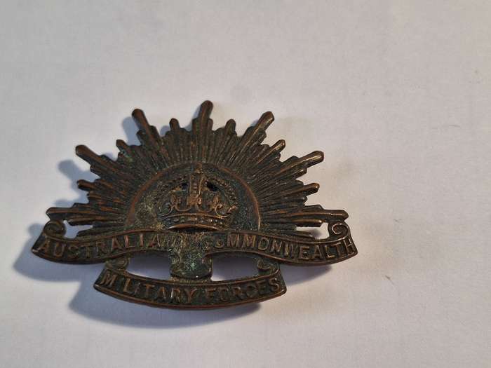 Royal Australian Commonwealth Military forces badge