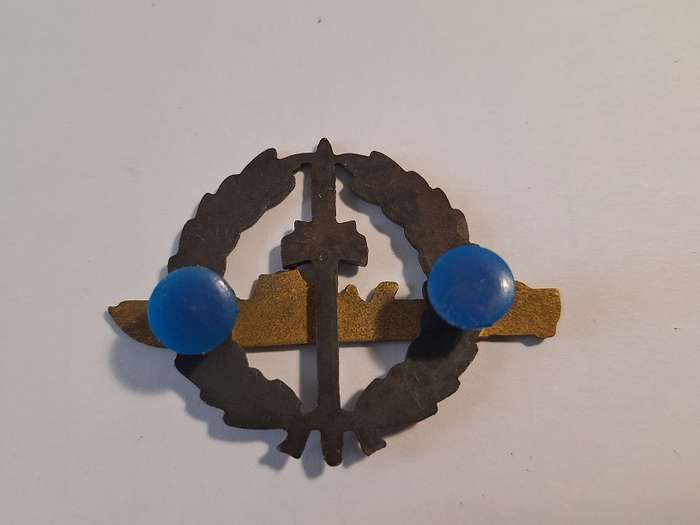 SA Navy strike craft bi metal badge