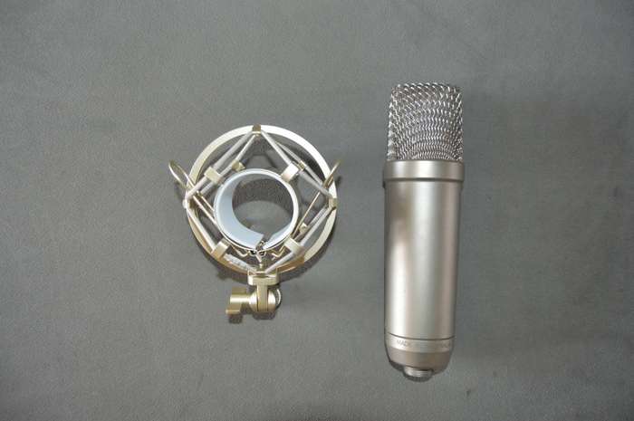 Rode NT1-A Condenser Microphone with Shock Mount & XLR Cable (Pre Owned)