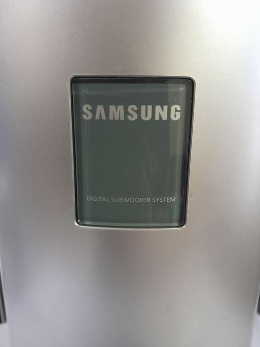 Samsung Surround Sound Home Theatre Speaker System