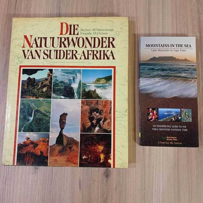 Bundle: Die Natuurwonder Van Suider-Afrika and Mountains in the Sea Table Mountain to Cape Point