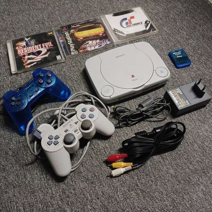 Sony PlayStation PS One Console Bundle