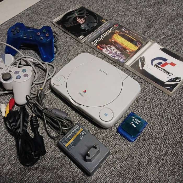 Sony PlayStation PS One Console Bundle