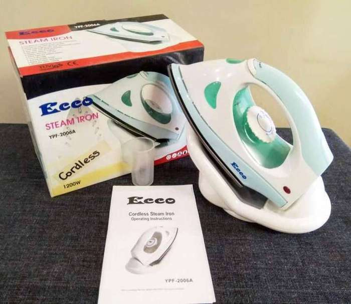 Cordless Steam Clothes Iron