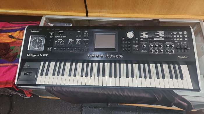 Roland V-Synth GT Elastic Audio Synthesizer