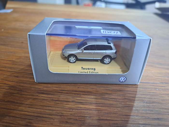 Model cars & trucks