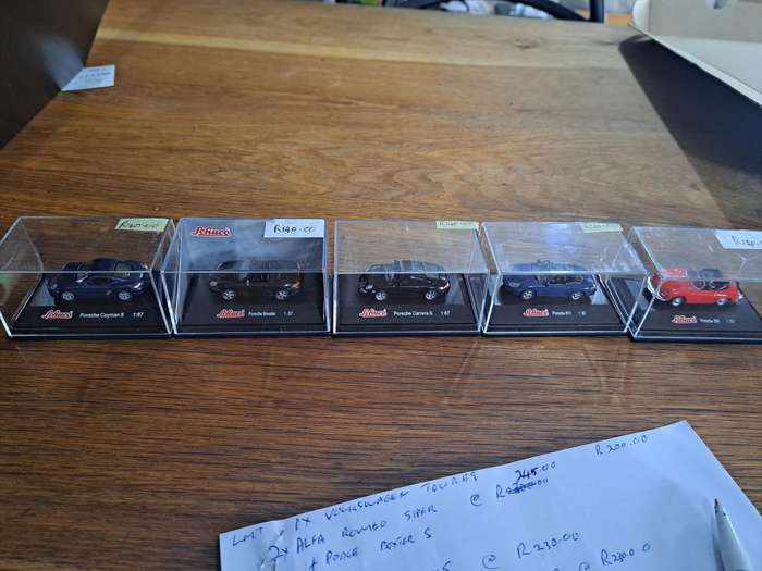 Model cars & trucks