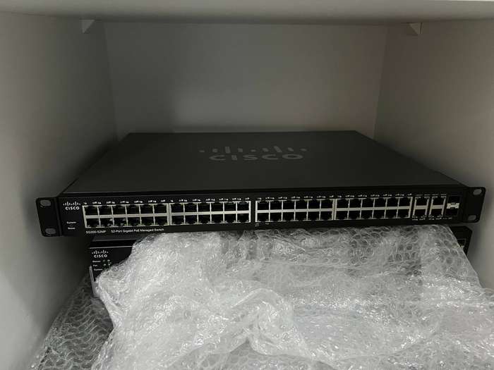 Cisco SG300-52MP Gigabit POE Switch