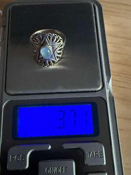 Sterling silver Chalcedony ring