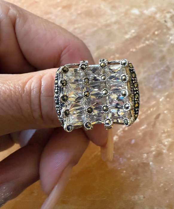 Sterling silver vintage ring