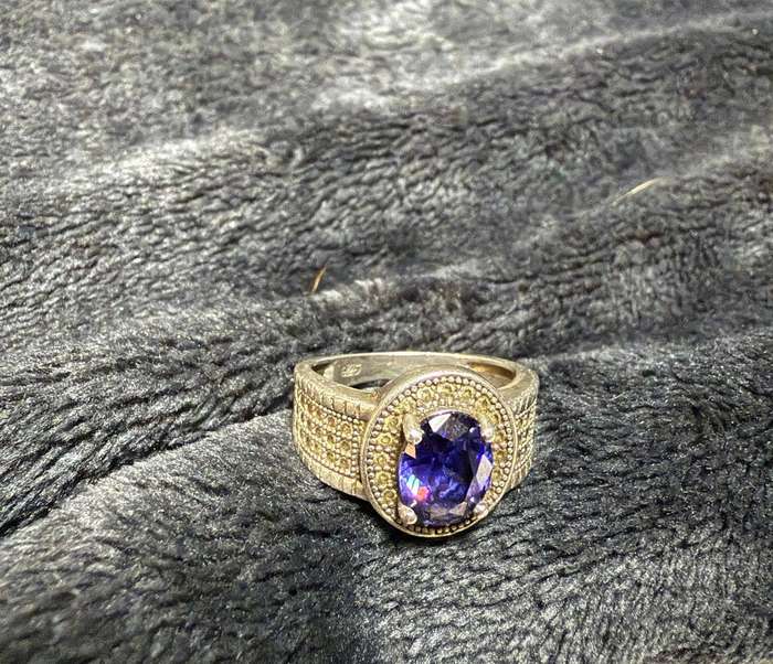 Sterling silver purple/blue ring