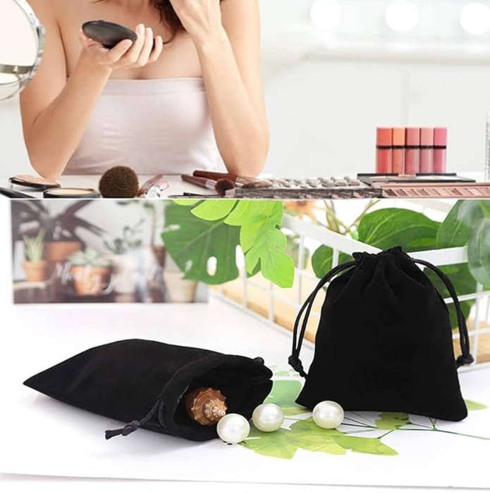 1 x Velvet Pouches for Jewelry Gift Packaging (9cm x 7cm)