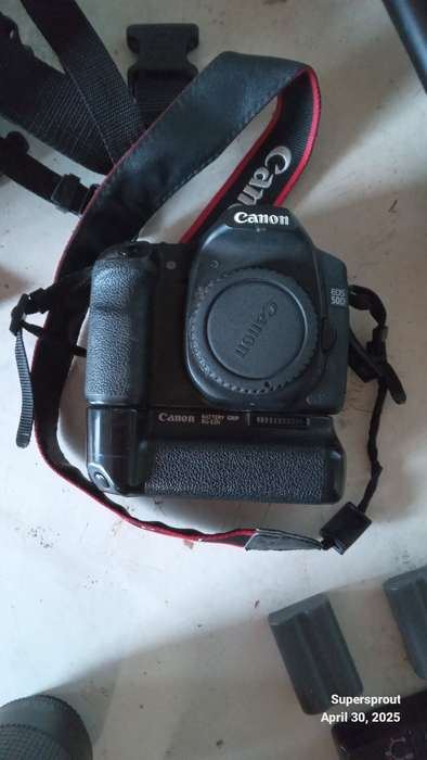 Canon EOS 50D camera with accessories used good condition