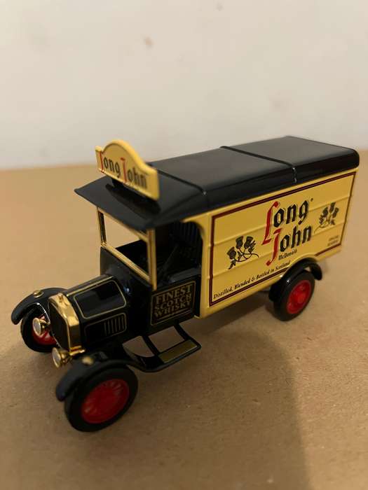 Matchbox - 1926 Ford TT "Long John" (YWG02-M)
