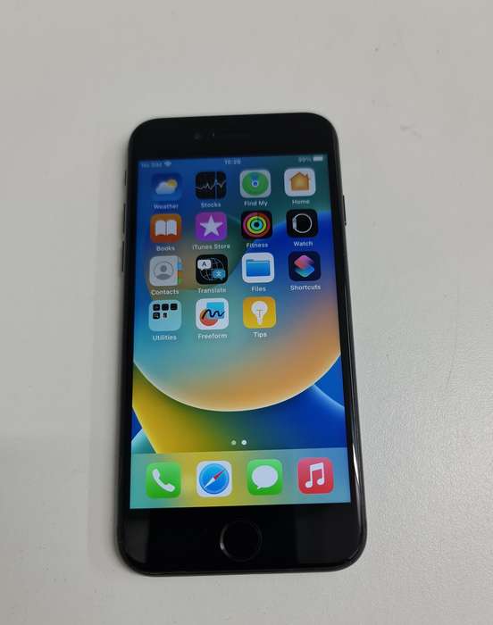 Apple iPhone 8 - 64gig - 6 Month Warranty