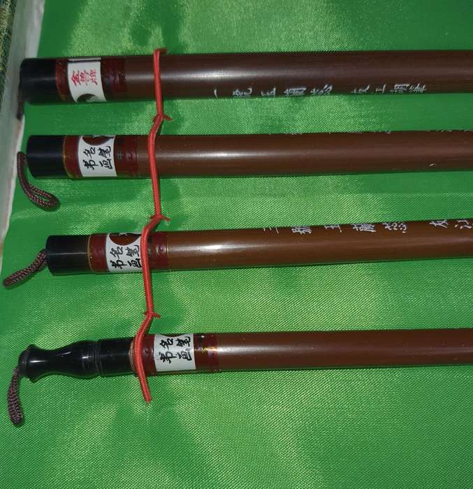AN AUTHENTIC CHINESE ARTIST KIT SOLD AS IS