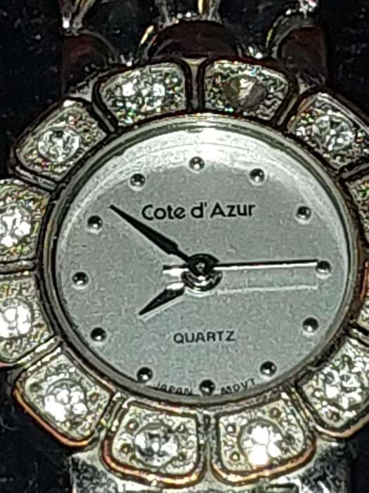 A COLLECTION OF POPULAR BRANDED WRIST WATCHES SOLD AS IS NOT TESTED