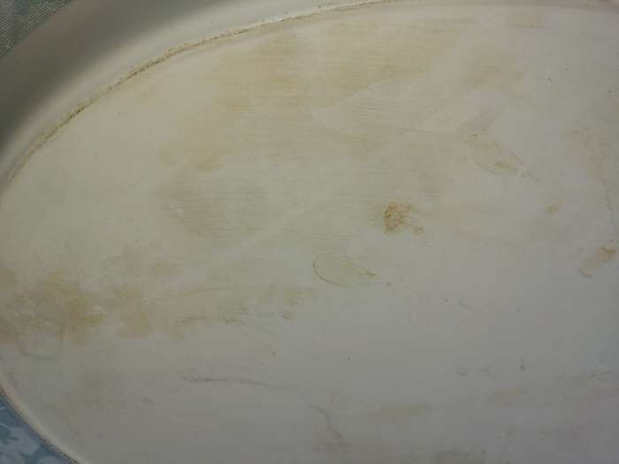 A VINTAGE LARGE OVAL OVEN PROOF CASSEROLE PORCELAIN CERAMIC