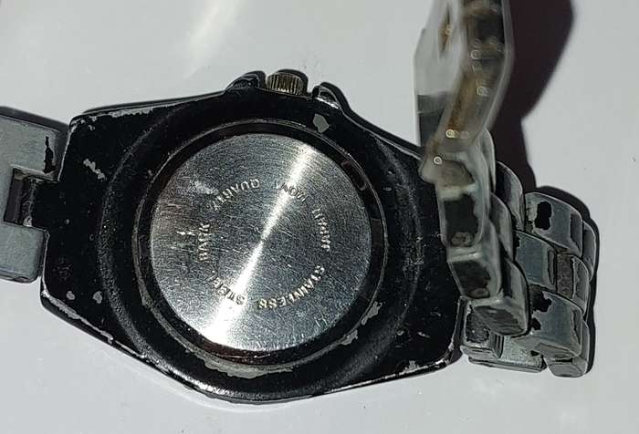 TWO USED LADY'S GENEVE QUARTZ WRISTWATCHES