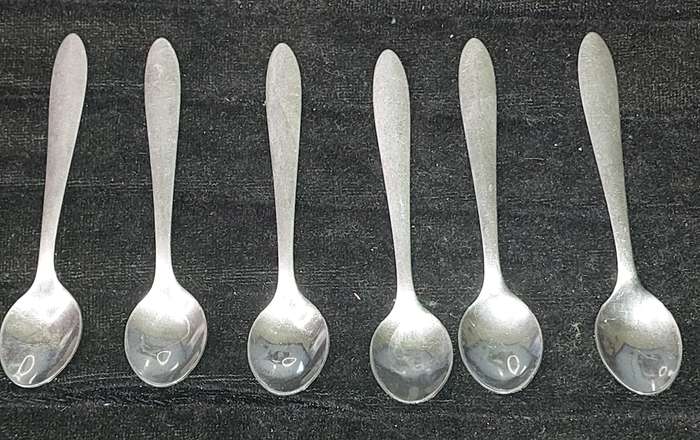 A SET OF 6 S/S TEASPOONS