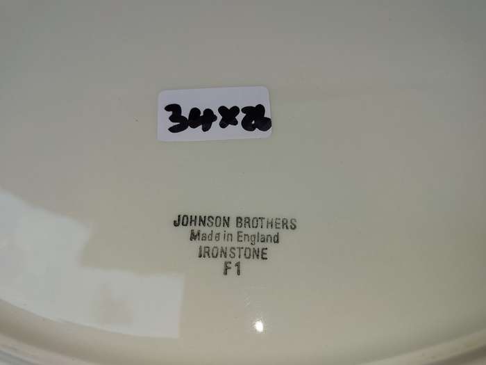 A VINTAGE JOHNSON BROTHERS IRON STONE PLATTER