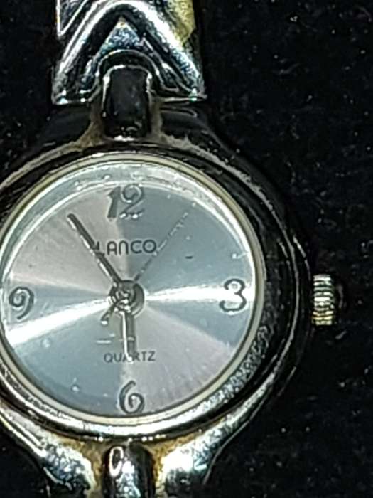 A COLLECTION OF QUALITY WOMEN WATCHES