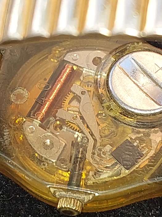 TWO VINTAGE SWATCH WATCHES
