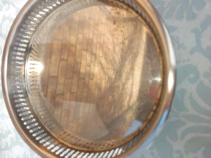 A VINTAGE PAIR OF GALLERY TRAYS