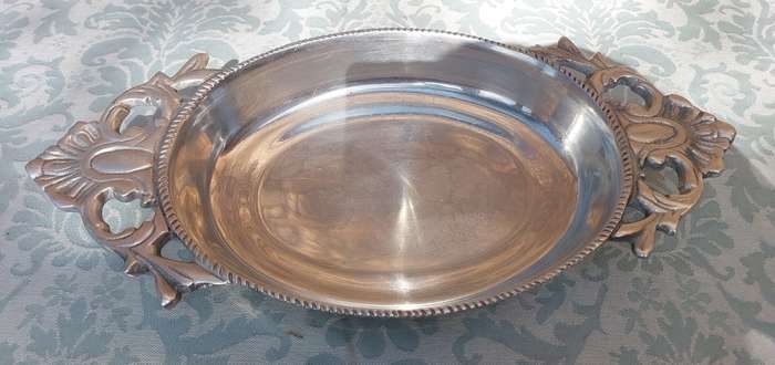 A VINTAGE ART DECOR PEWTAL MADE IN MEXICO SERVING PLATTER