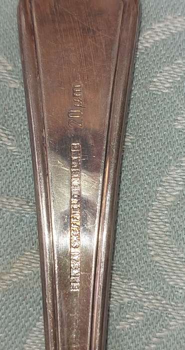 TWO SETS OF SILVER PLATED SALAD LADELS SOLD AS IS