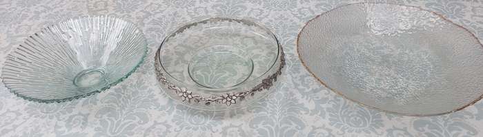 A COLLECTION OF ART DECOR GLASS SERVING PLATTERS