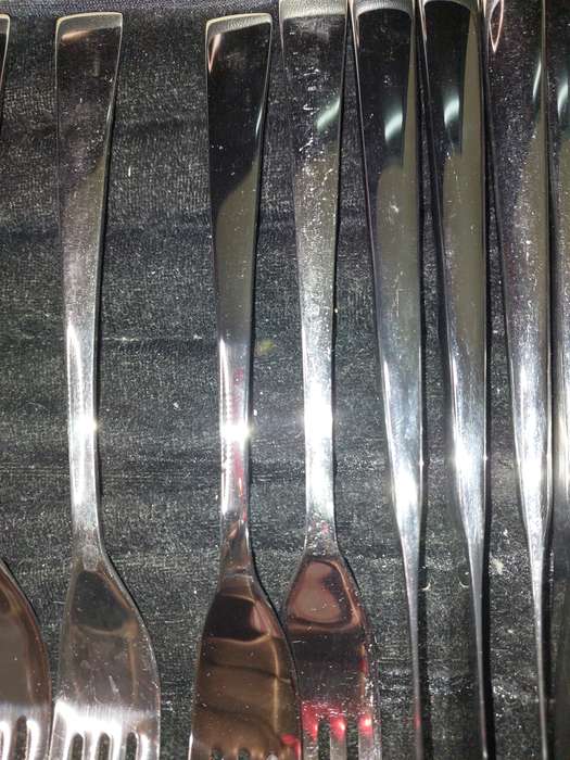AN 18 PIECE @HOME STAINLESS STEEL CUTLERY SET SOLD AS IS