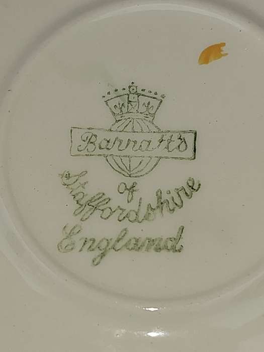 Vintage, 1970's, Barratts Of Staffordshire 10 trios and 2 extra side plates and 4 extra saucers sol