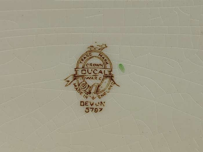 A Crown Ducal ROSALIE Florentine serving platter sold as is