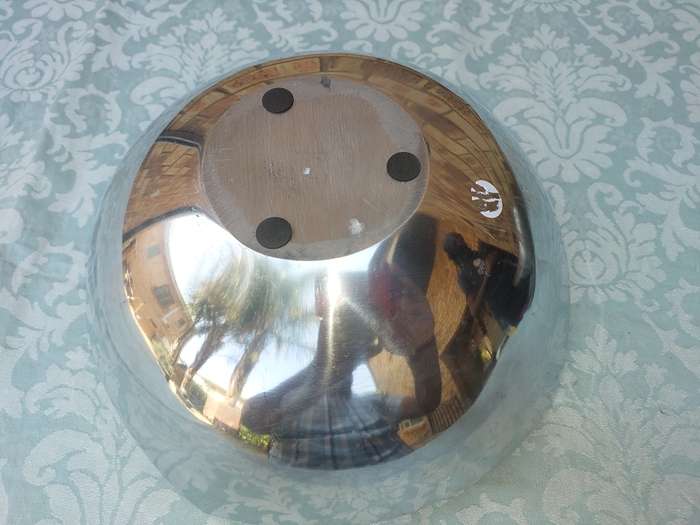 A CAROL BOYES STYLE PUTHAL SERVING BOWL WITH A ACRYLIC INNER BEIGE IN COLOUR SOLD AS IS