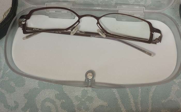 A COLLECTION SUNGLASSES AND FRAMES