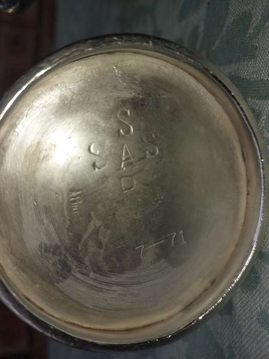 A COLLECTION OF VINTAGE SOUTH AFRICAN RAILWAY UTENSILS SOLD AS IS