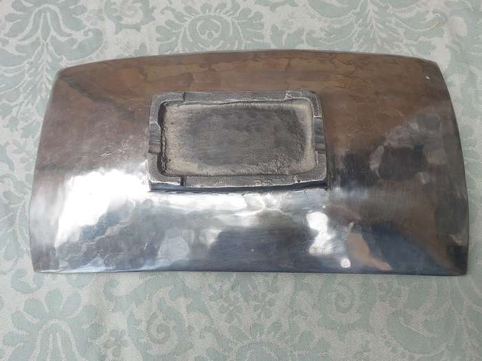 A VINTAGE HAND MADE PEWTER RECTANGULAR SERVING PLATTER MADE IN MEXICO SOLD AS IS