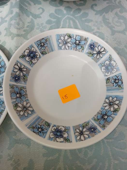 A VINTAGE 73 PIECE RC PROGRESSION CHINA JAPAN MODA 905 SOLD AS IS