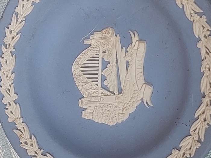 TWO VINTAGE WEDGEWOOD PLATES SOLD AS IS