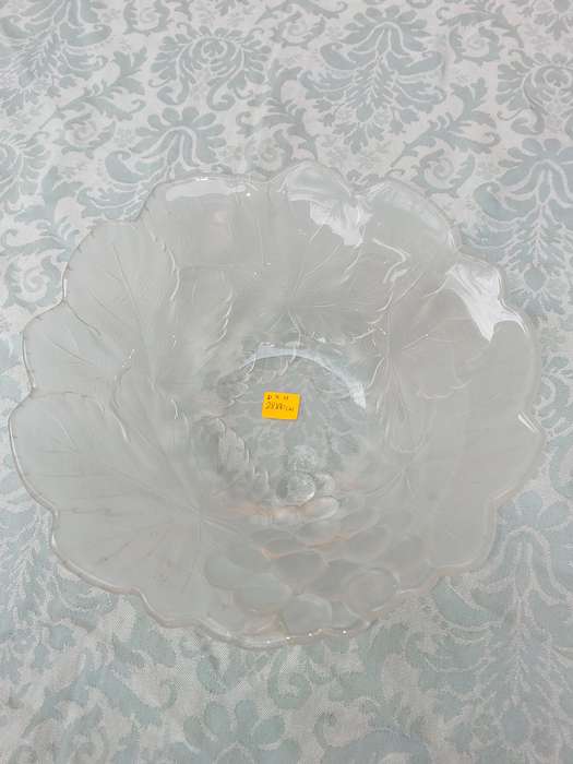 AN ART DECOR GREEN TINTED GLASS VASE SOLD AS IS