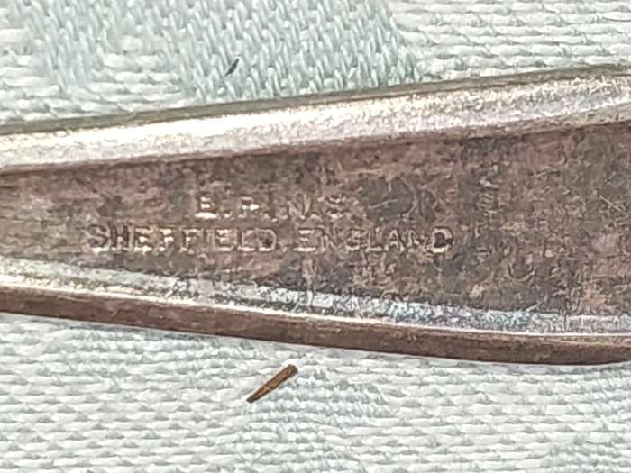A SET OF 9 SHEFFIELD EPNS DESERT FORKS  SOLD AS IS