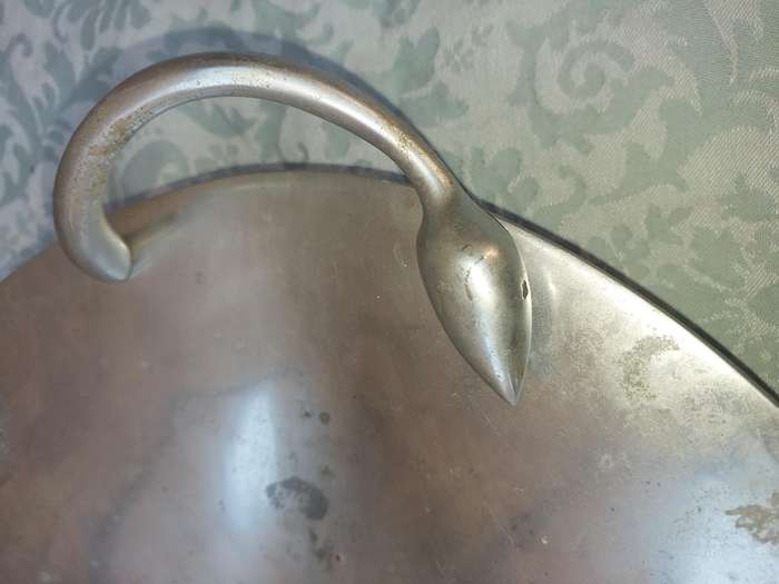 AN ART DECOR PEWTHAL SERVING PLATTER SOLD AS IS