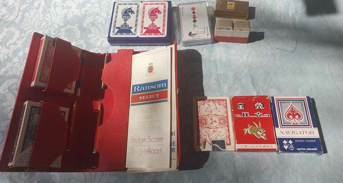 A VINTAGE COLLECTION PLAYING CARDS SETS SOLD AS IS