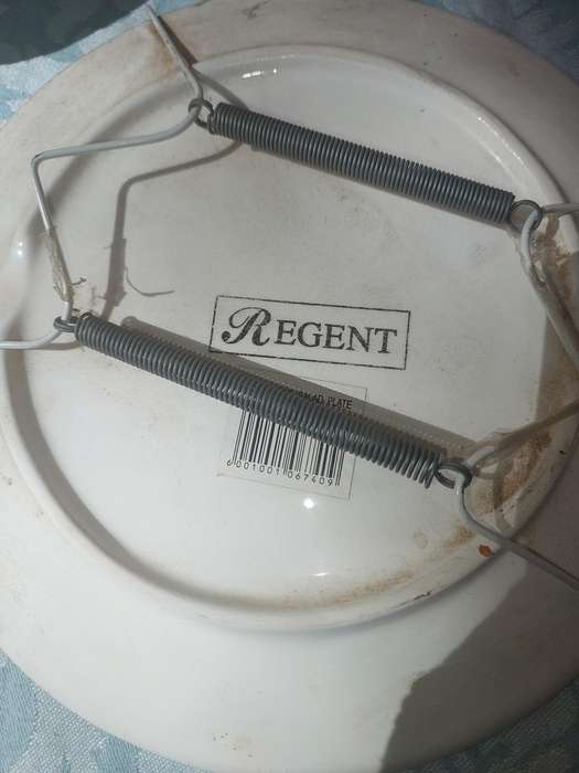 A COLLECTION OF 3 FLORENTINE SALAD PLATE PLAQUES SOLD AS IS