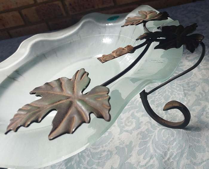 A WRATH IRON AND GLASS ART DECOR FRUIT BOWL STAND SOLD AS IS