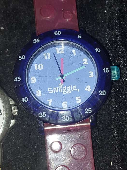 A COLLECTION JOBLOT GIRLS WATCHES